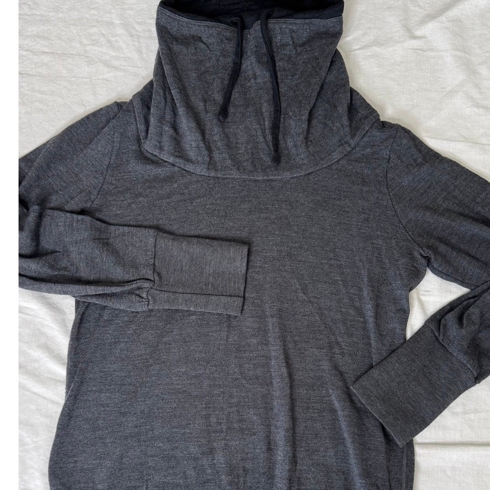 Icebreaker Merino Women's M Gray Cowl Neck Hoodie Pullover Wool Outdoor